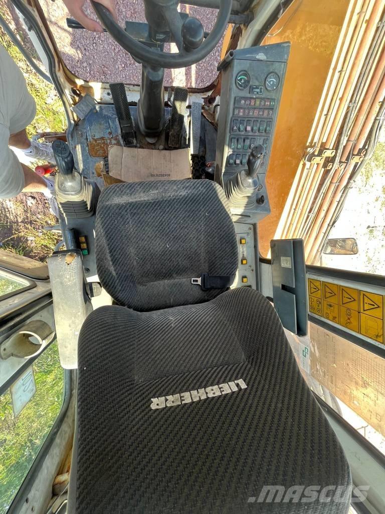 Liebherr A 904 C Stroje pre manipuláciu s odpadom