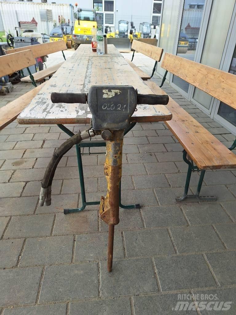 Atlas Copco LH 180 Búracie kladivá / Zbíjačky