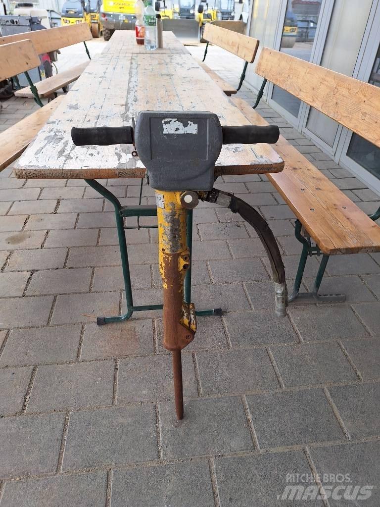 Atlas Copco LH 180 Búracie kladivá / Zbíjačky