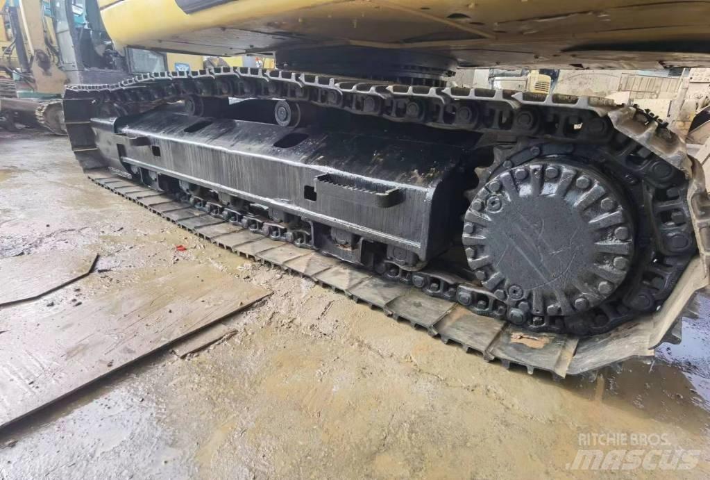 CAT 320CL Pásové rýpadlá