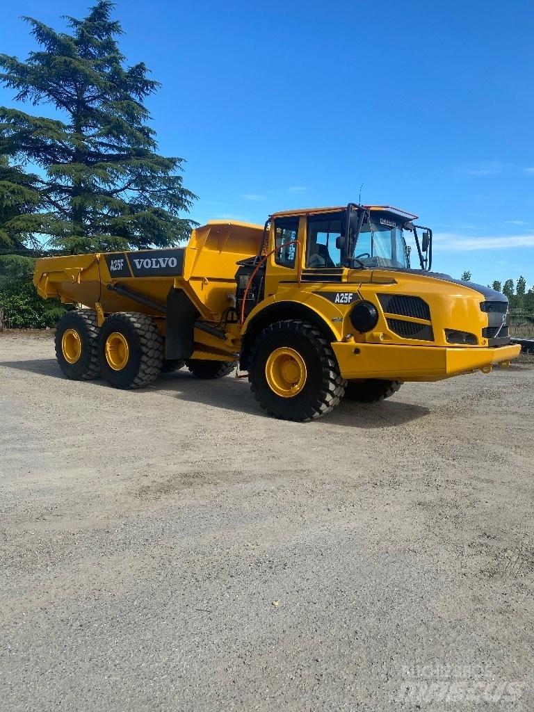 Volvo A 25 F Kĺbové nákladné autá