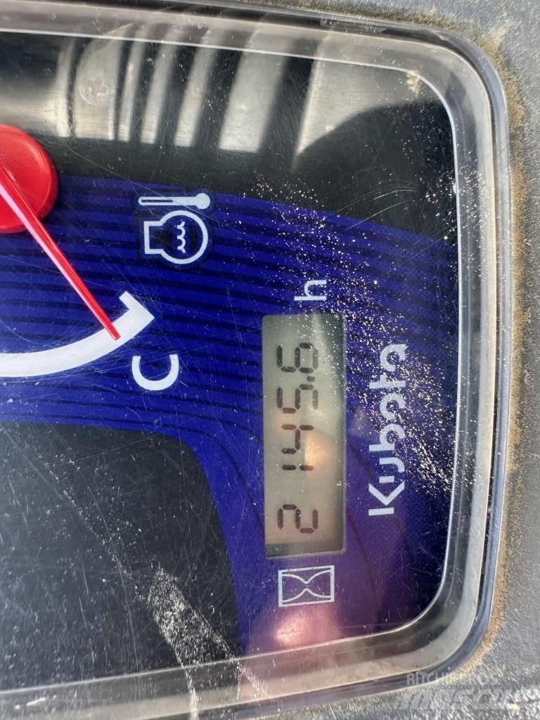 Kubota SSV 65 Šmykom riadené nakladače