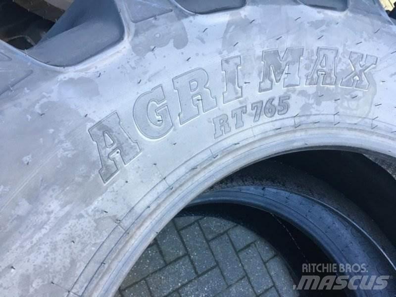 BKT 520/70 R 38 Pneumatiky, kolesá a ráfiky