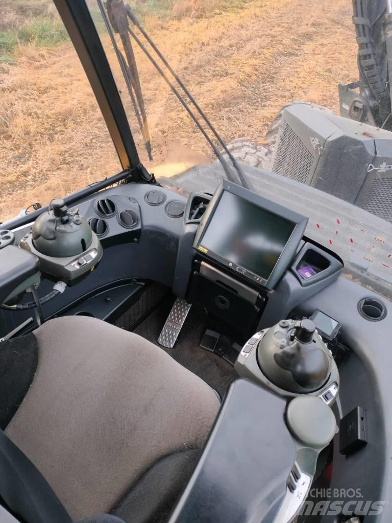Ponsse Ergo 8W Harvestory
