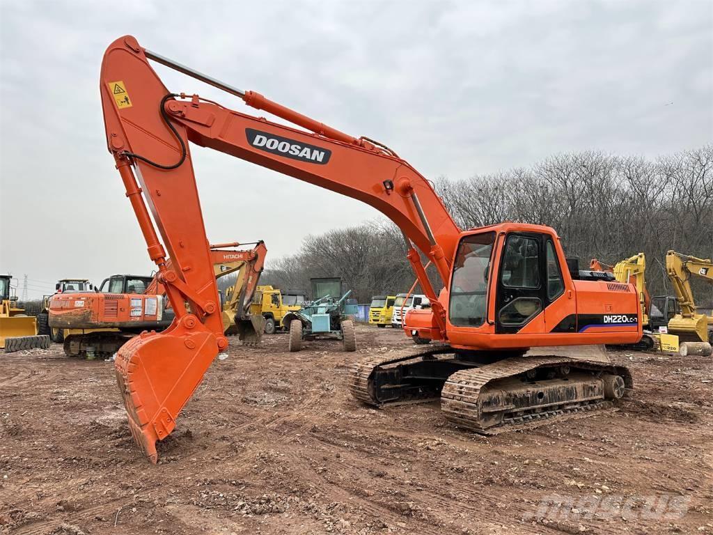 Doosan DH220-7 Pásové rýpadlá