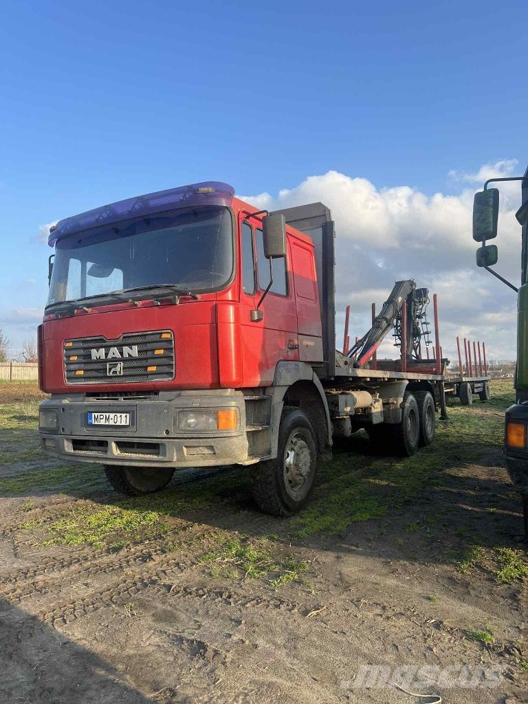 MAN F 2000 Nákladné vozidlá na prepravu dreva