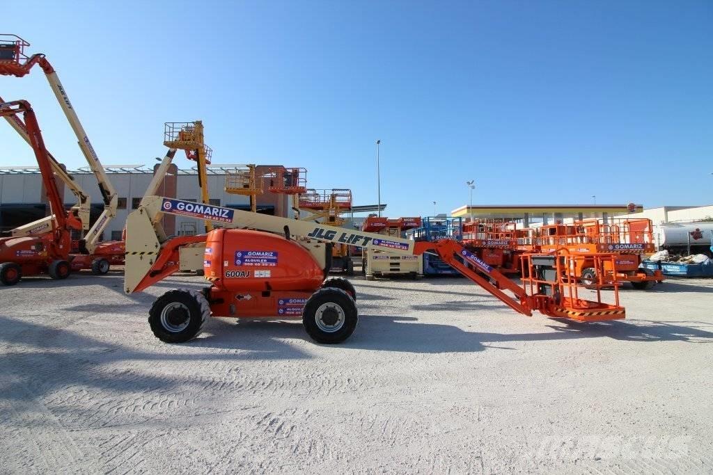 JLG 600 AJ Kĺbové plošiny
