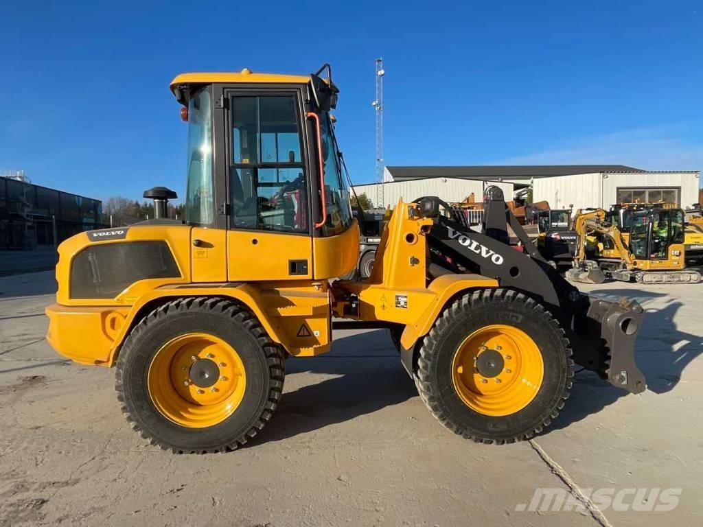 Volvo L35HT Kolesové nakladače