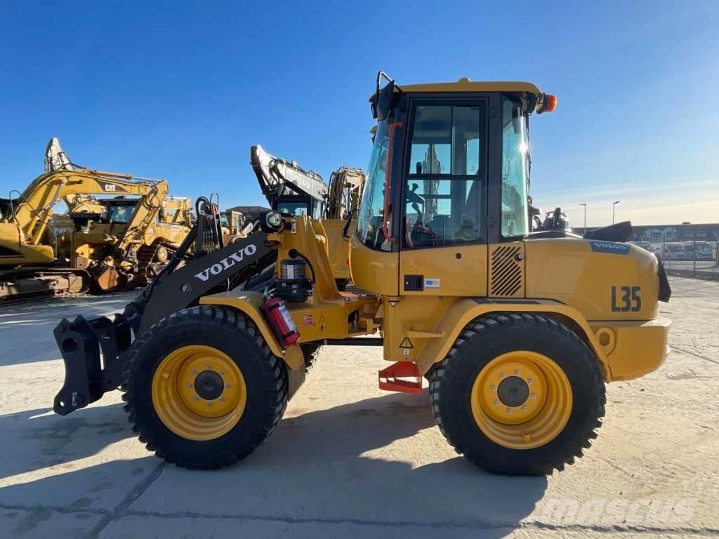 Volvo L35HT Kolesové nakladače