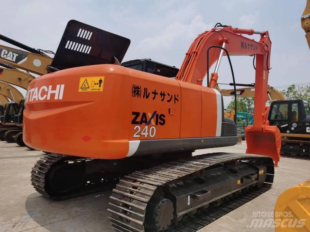 Hitachi ZX 240 Pásové rýpadlá