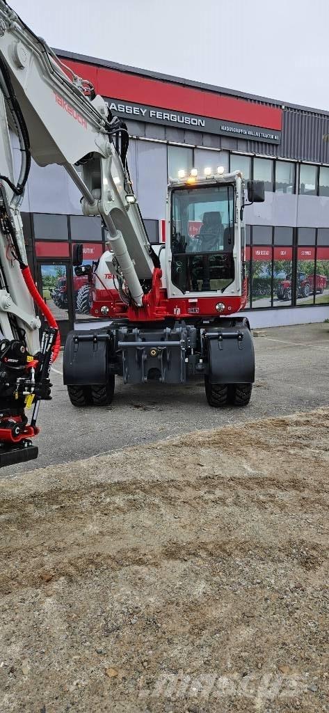 Takeuchi TB 395 W Kolesové rýpadlá