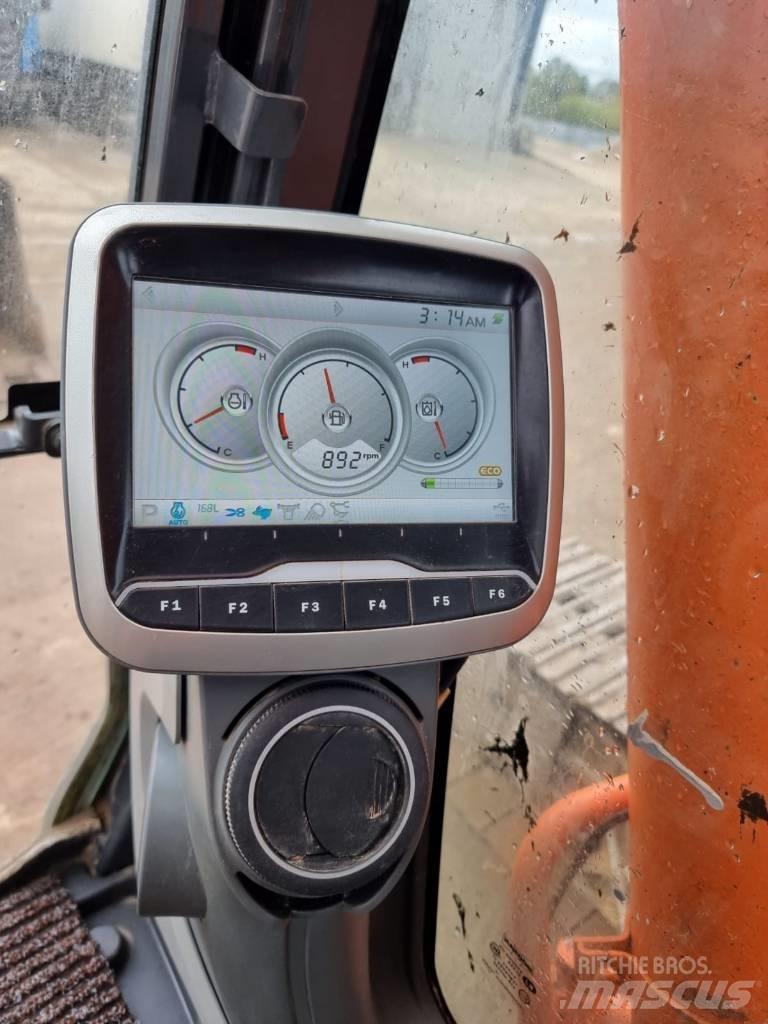 Doosan DX 225 LC-3 Pásové rýpadlá