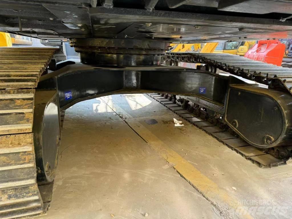 Hyundai R220LC-9S Pásové rýpadlá