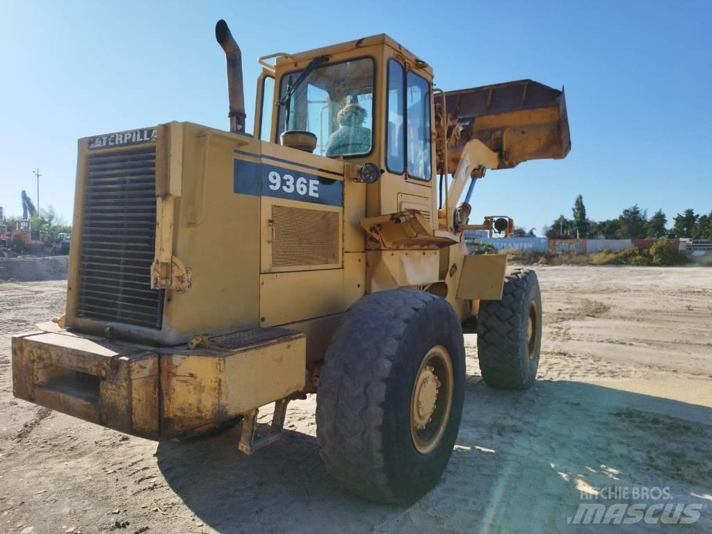 CAT 936 E Kolesové nakladače