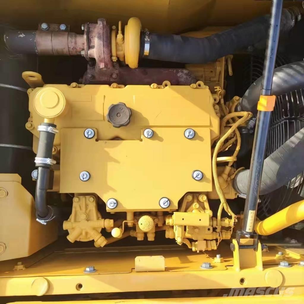 CAT 312 D Pásové rýpadlá