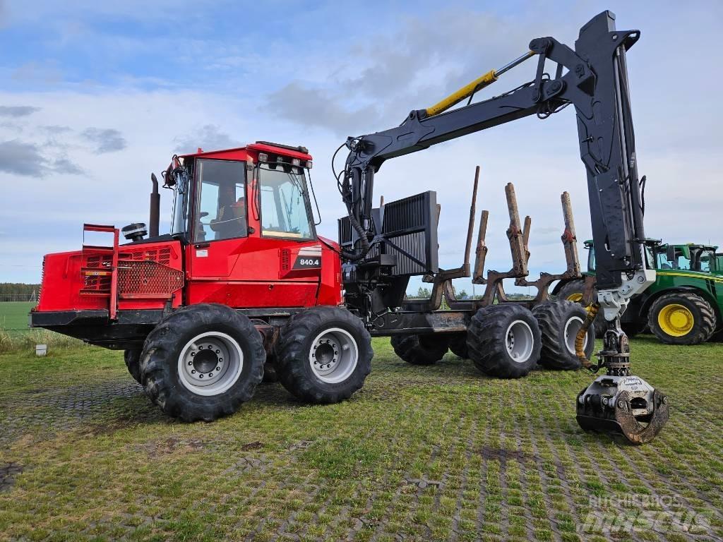 Komatsu 840.4 Lesné traktory