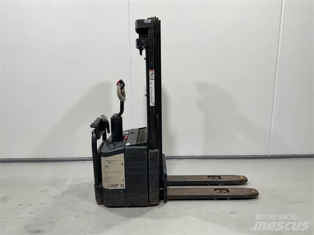 Crown WE2300S Samohybné vozíky