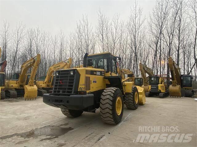 Komatsu WA380 Kolesové nakladače