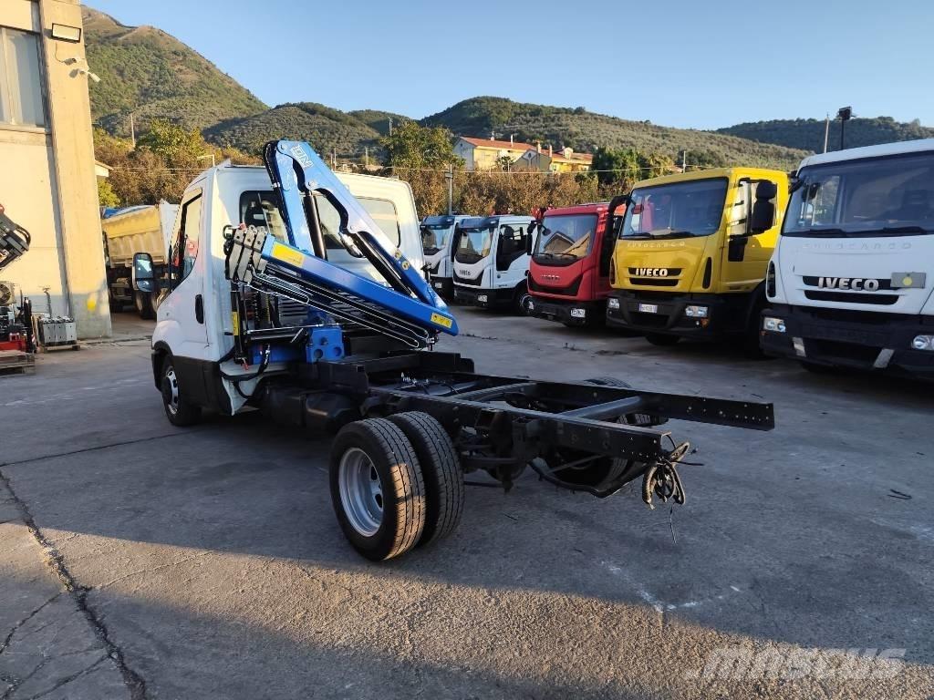 Iveco Daily 35-150 Autožeriavy, hydraulické ruky
