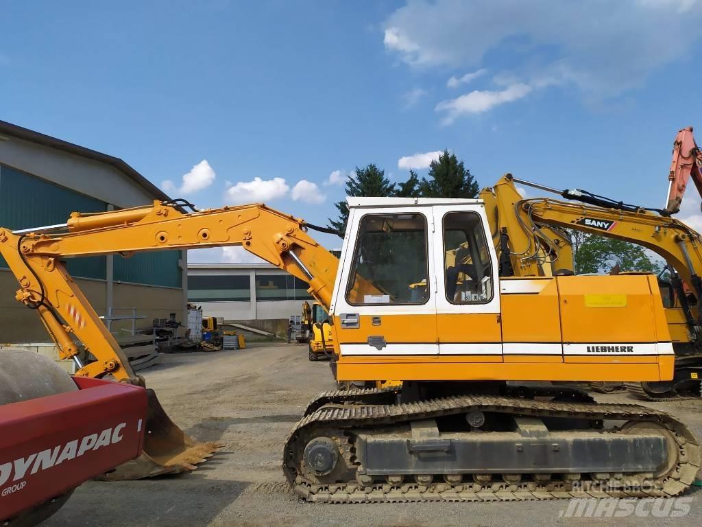 Liebherr 902 Pásové rýpadlá
