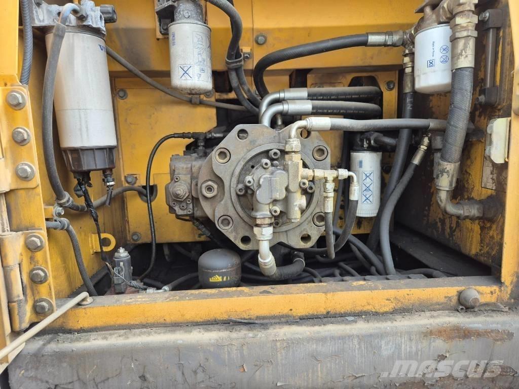 Volvo EC 290 BL Pásové rýpadlá
