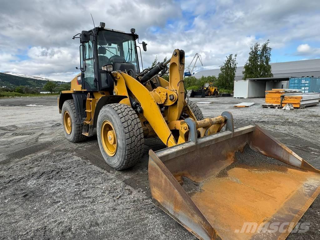 CAT 918 M Kolesové nakladače