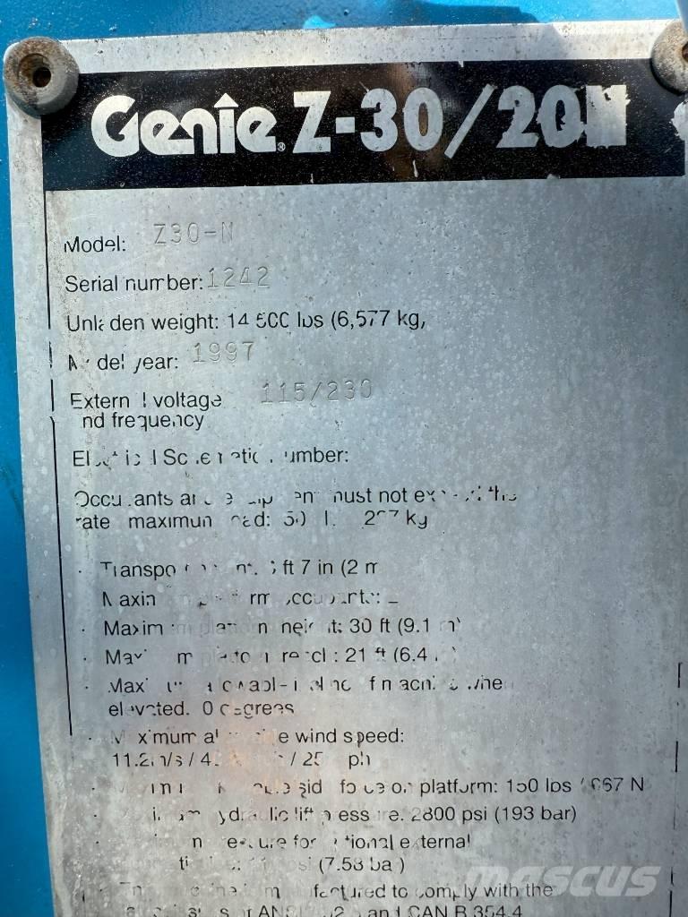 Genie Z 30/20 Kĺbové plošiny