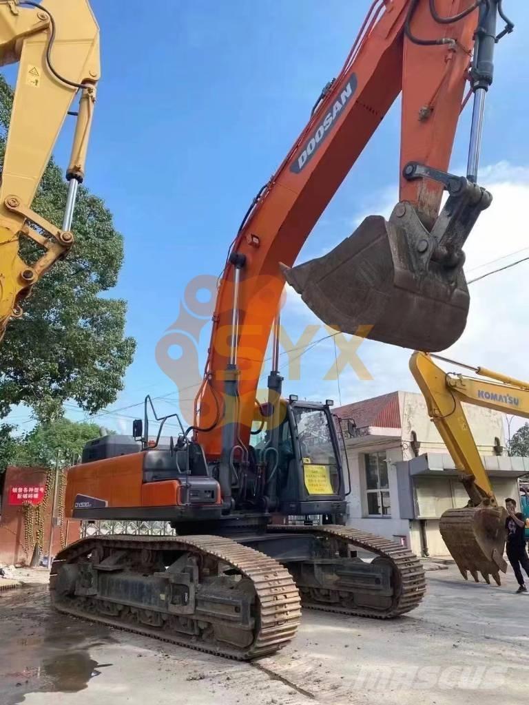 Doosan DX530 LC Pásové rýpadlá