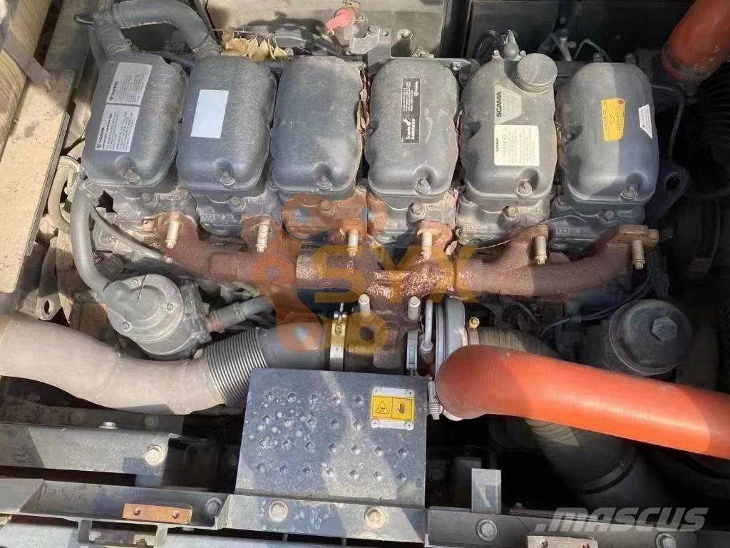 Doosan DX530 LC Pásové rýpadlá