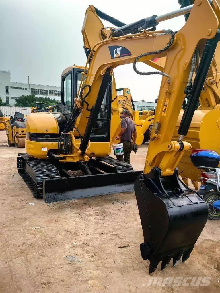 CAT 304 CR Mini rýpadlá < 7t
