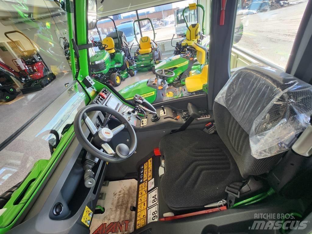Avant 760 I Šmykom riadené nakladače