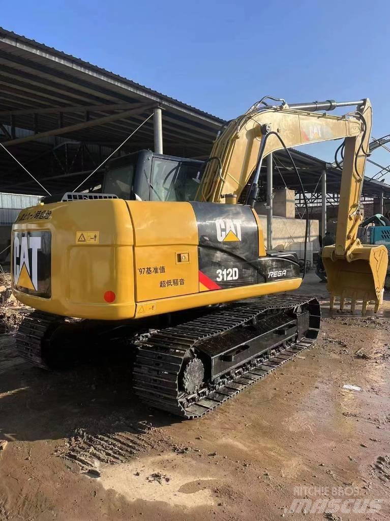 CAT 312d Pásové rýpadlá