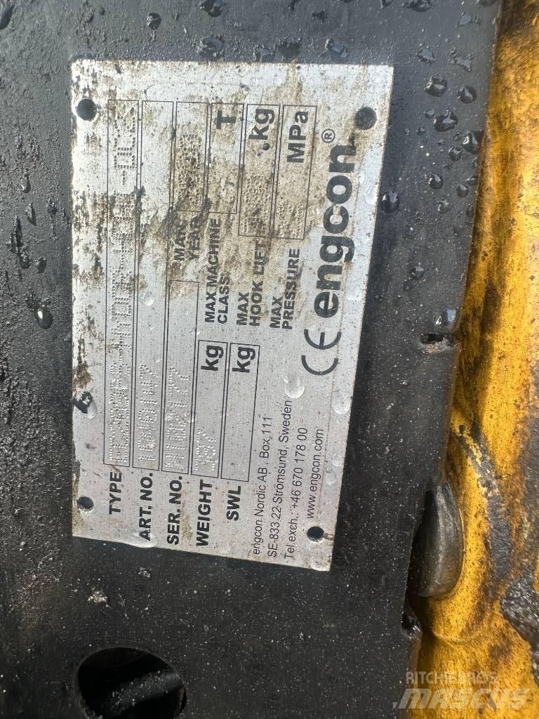 Hitachi ZX 85 USB-6 Midi rýpadlá 7 t - 12 t