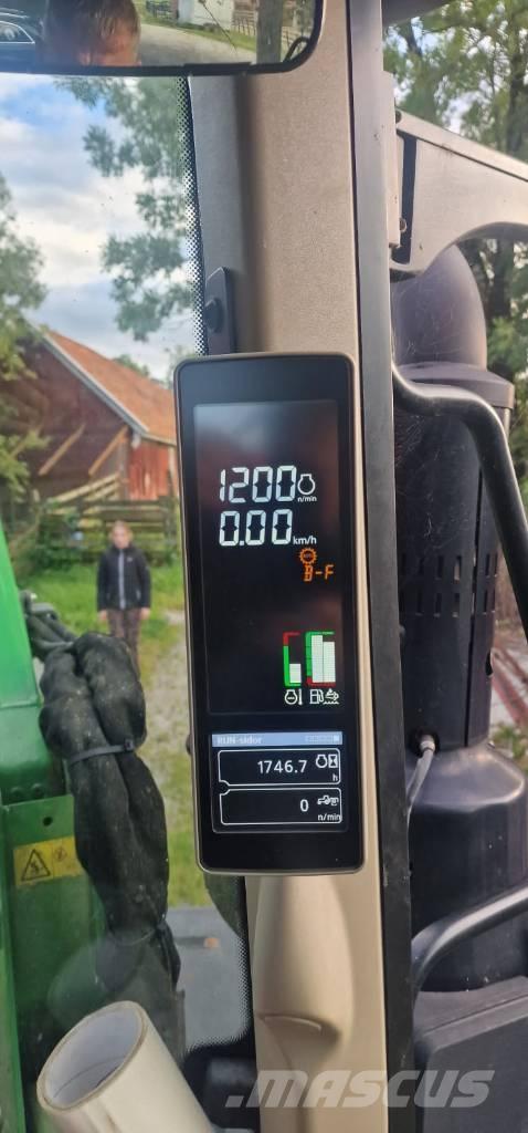 John Deere 6120 M Traktory