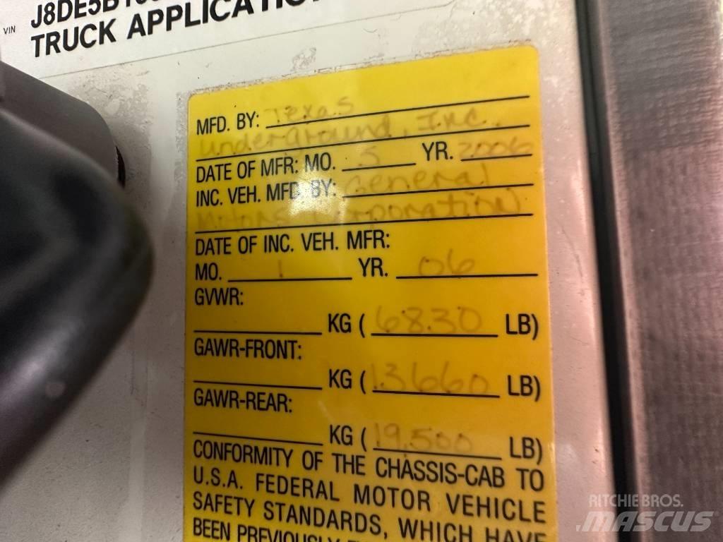 GMC W 5500 HD Kombinované/Čerpacie cisterny