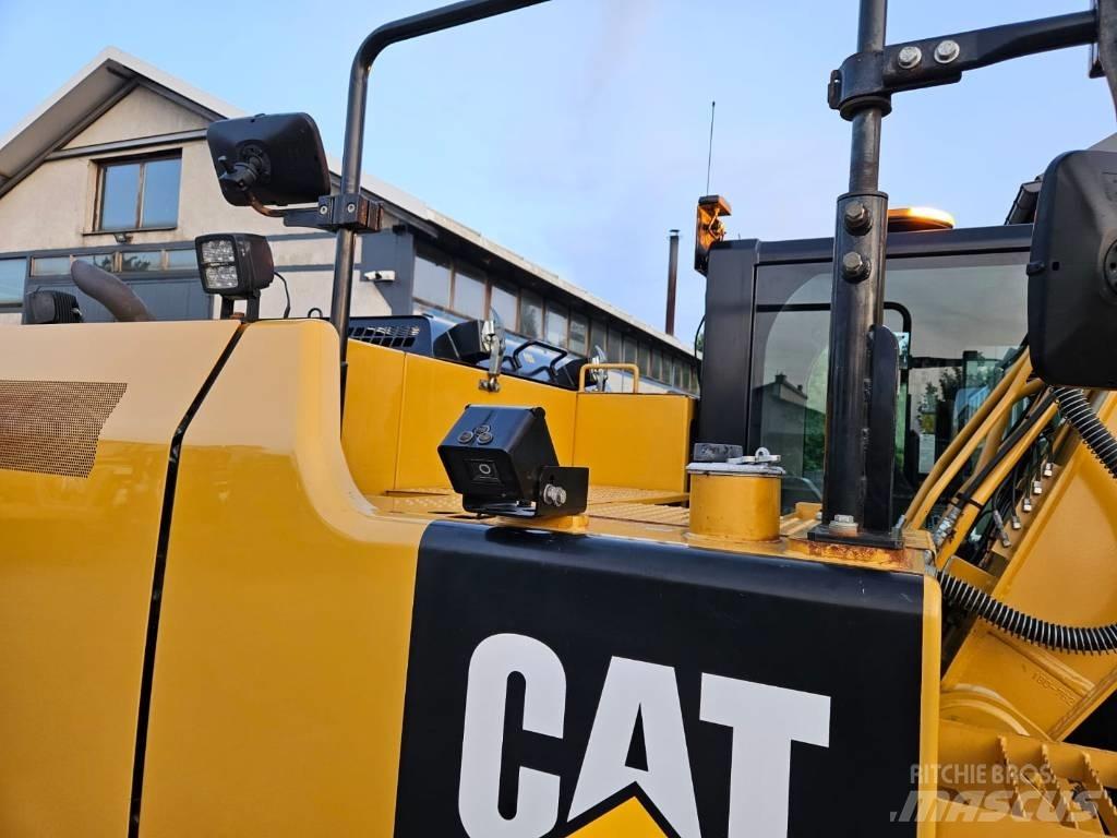 CAT 316FL Pásové rýpadlá