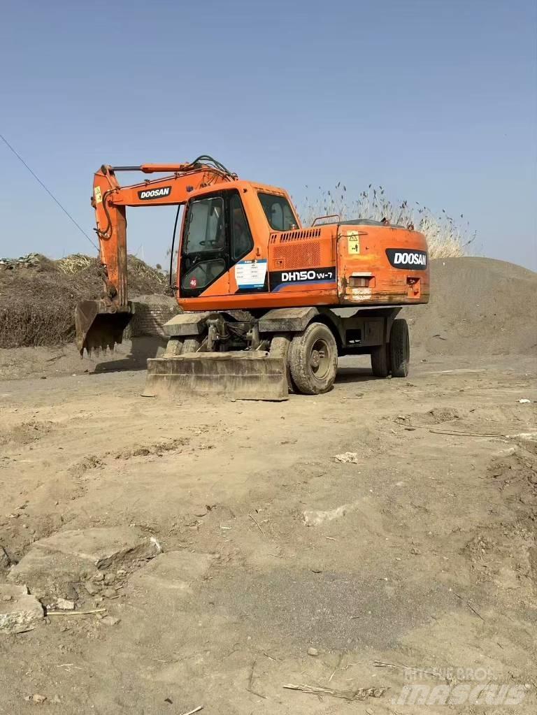 Doosan DH150 W-7 Kolesové rýpadlá