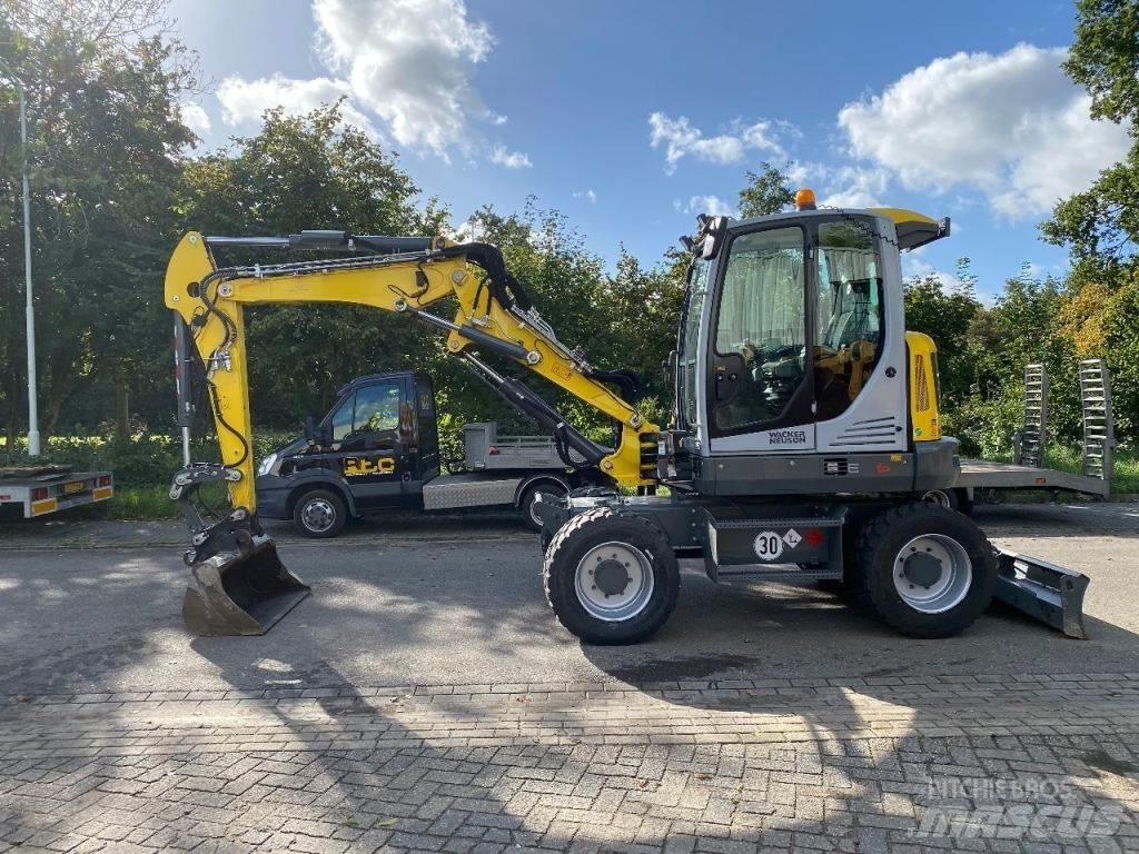 Wacker Neuson EW65 Kolesové rýpadlá