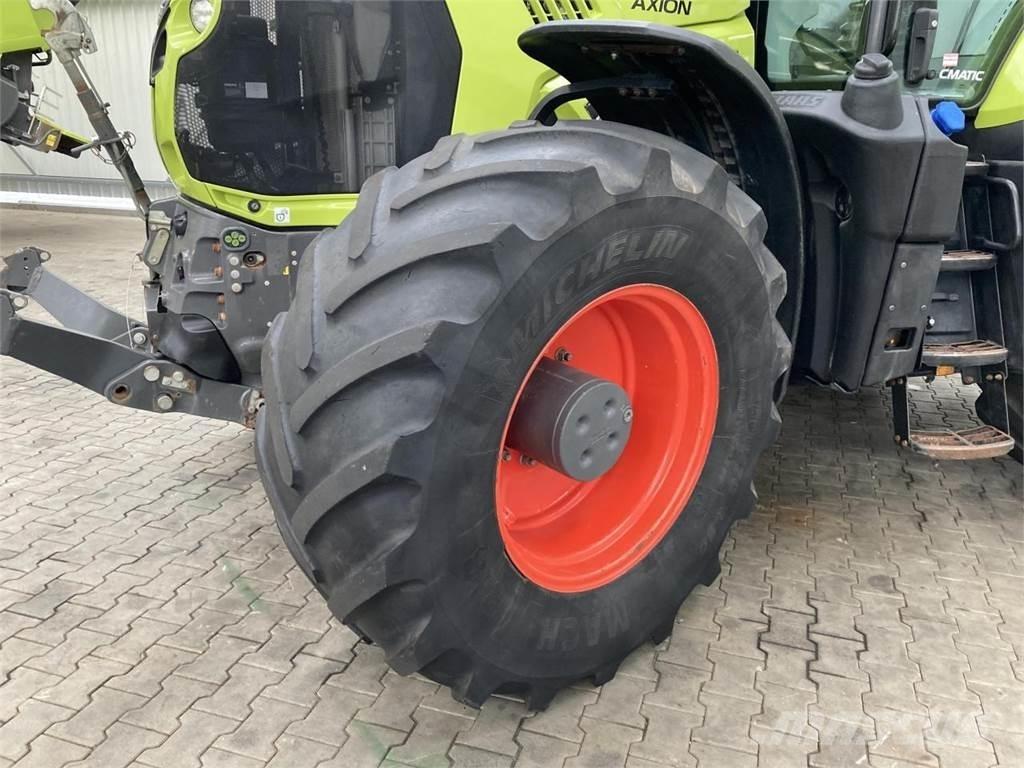 CLAAS Axion 870 Traktory