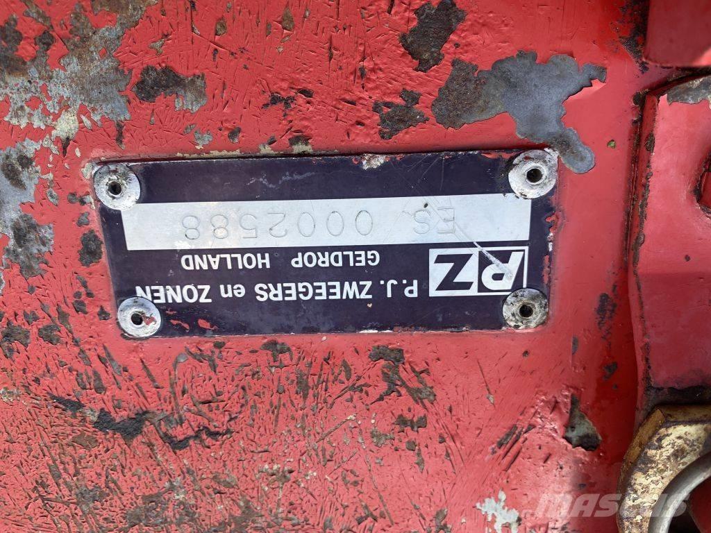 PZ TK 211 Žacie stroje