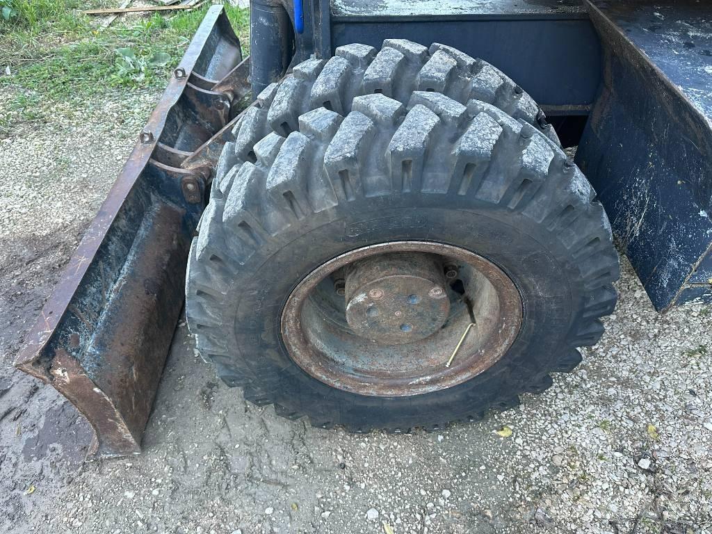 Komatsu PW 160-7E0 Kolesové rýpadlá