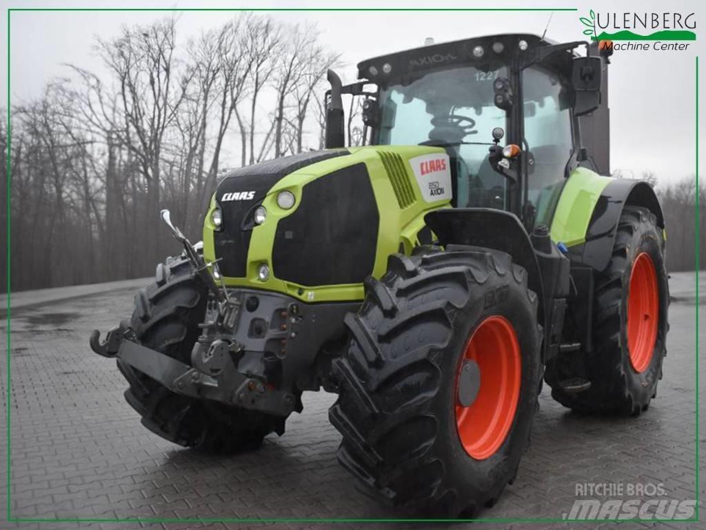 CLAAS AXION 850 Traktory