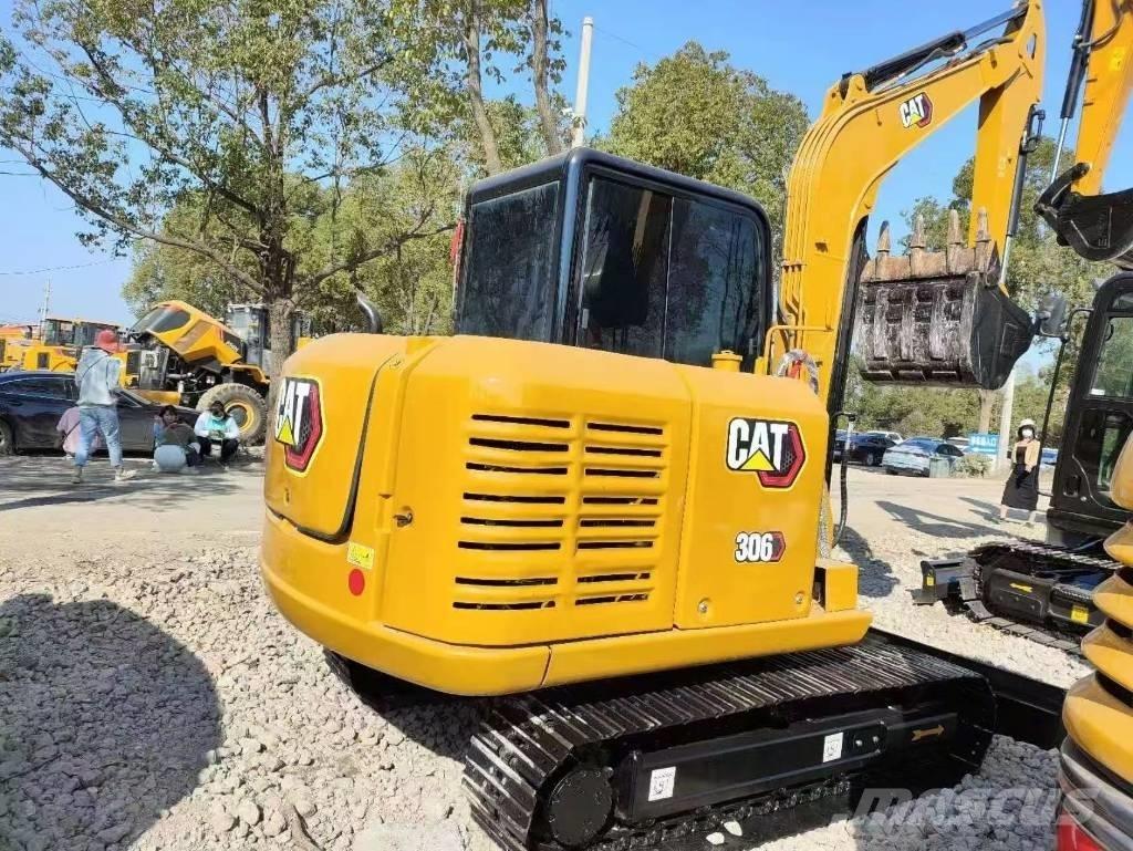 CAT 306 Mini rýpadlá < 7t