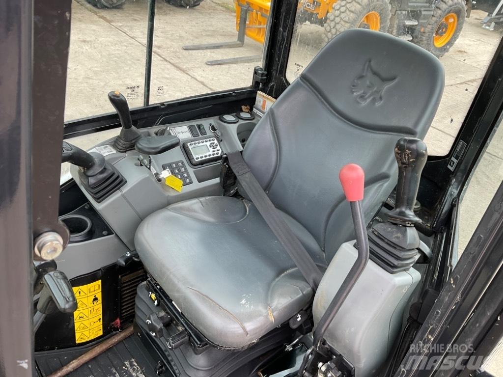 Bobcat E 27 Mini rýpadlá < 7t