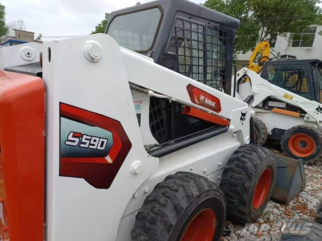 Bobcat S 590 Šmykom riadené nakladače