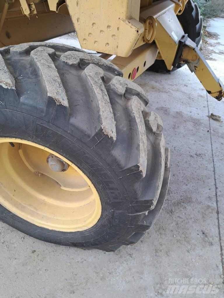New Holland TX 66 Kombinované zberacie stroje
