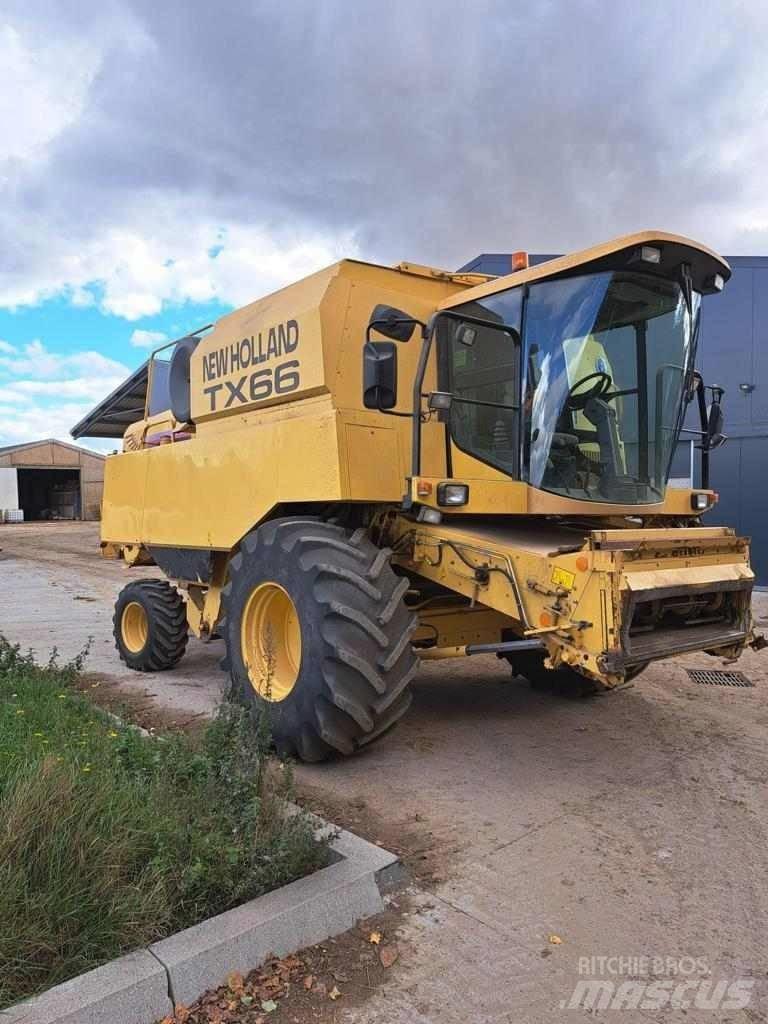 New Holland TX 66 Kombinované zberacie stroje