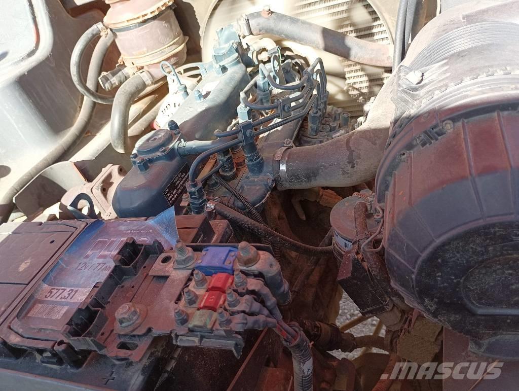 Ausa D 201 RH S Stavebné sklápače