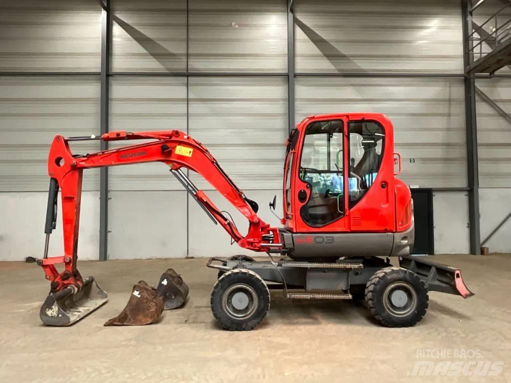 Neuson 6503 WD Kolesové rýpadlá
