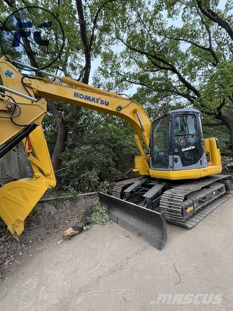 Komatsu 128 Pásové rýpadlá